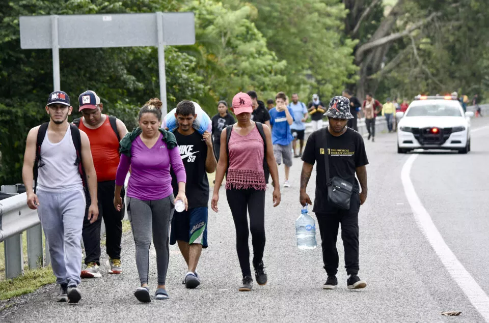 Perú iniciará expulsión de migrantes irregulares a partir del 10-N