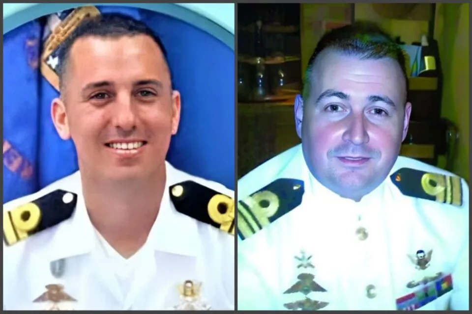 Antonio Julio Scola Lugo, teniente de navío de la Armada y Carlos Gustavo Macsotay Rauseo, capitán de Corbeta de la Armada