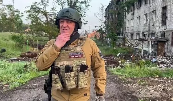 Jefe de la milicia Wagner acusó al ejército ruso de bombardear sus bases