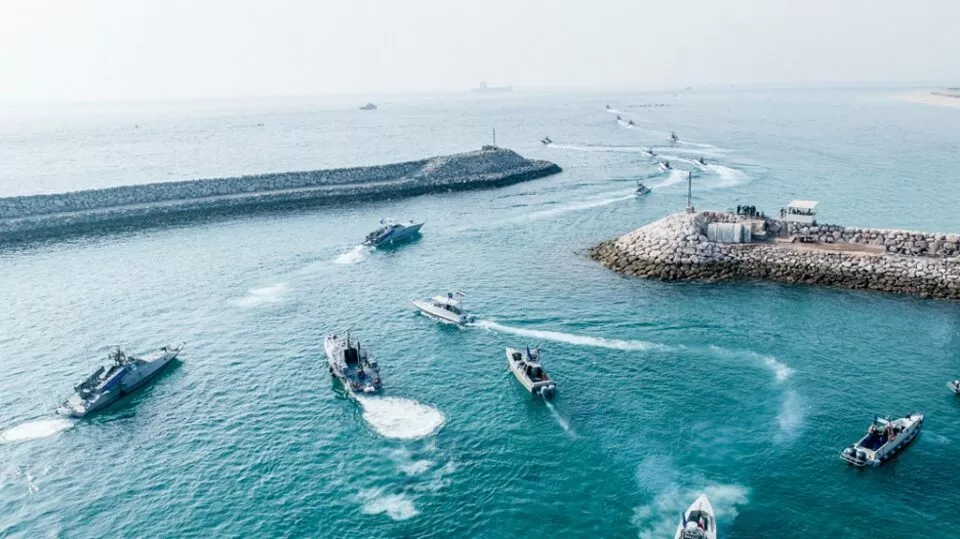 Irán inició ejercicios navales en áreas cercanas a islas del Golfo reclamadas por los Emiratos Árabes Unidos