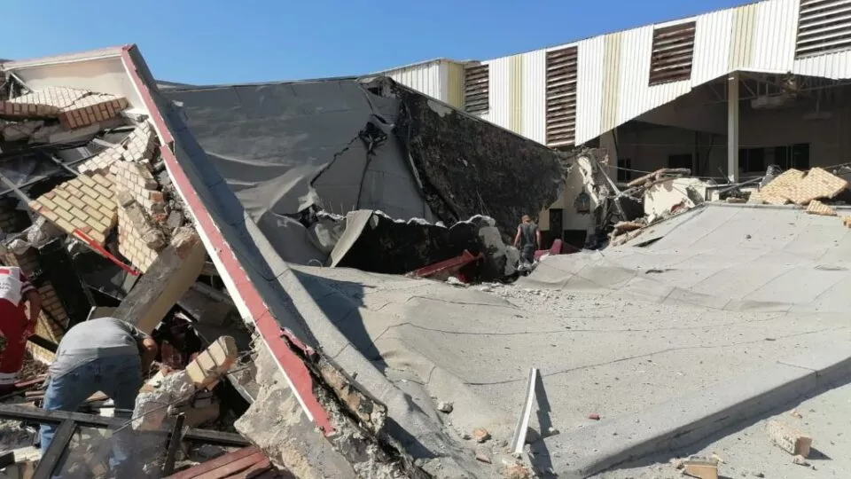Al menos siete fallecidos tras colapso del techo de una iglesia al noreste de México