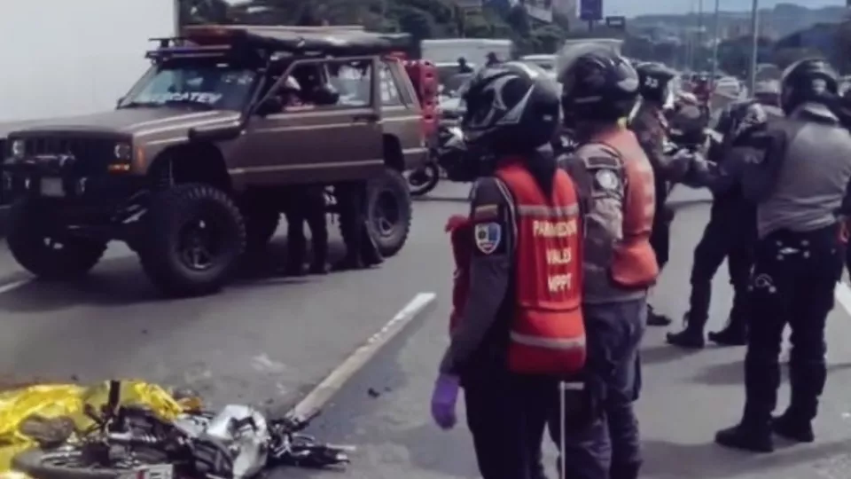 Dos muertos en accidente de tránsito en Caracas