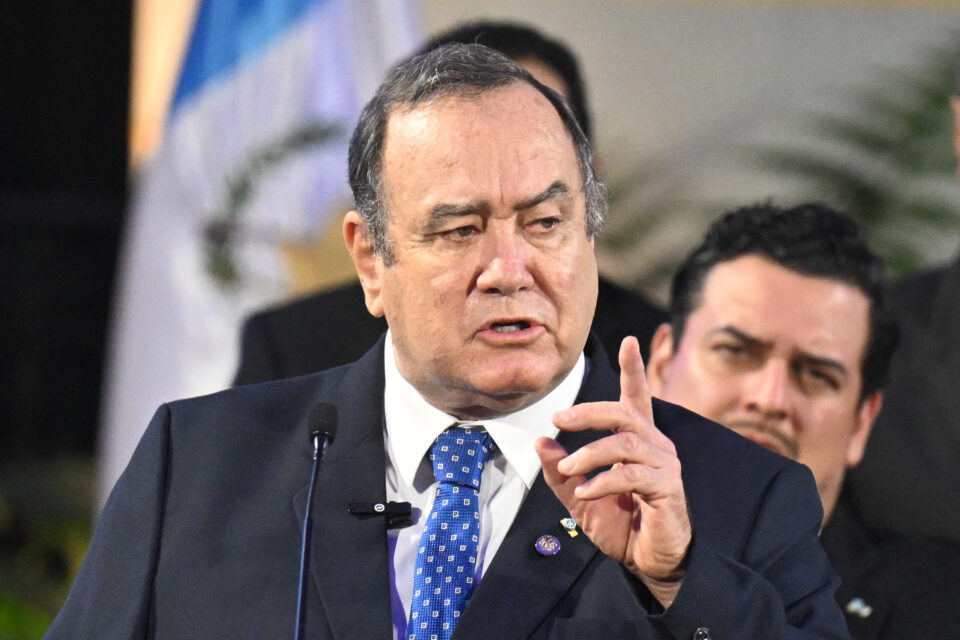 ¡POR CORRUPCIÓN! EE.UU. sancionó al expresidente de Guatemala, Alejandro Giammattei