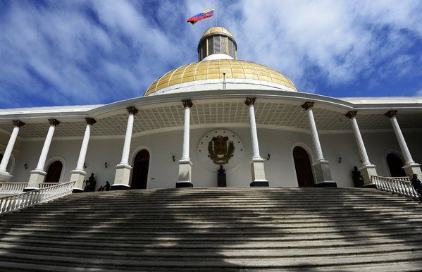 Asamblea Nacional del régimen pospone firma de la propuesta de cronograma electoral