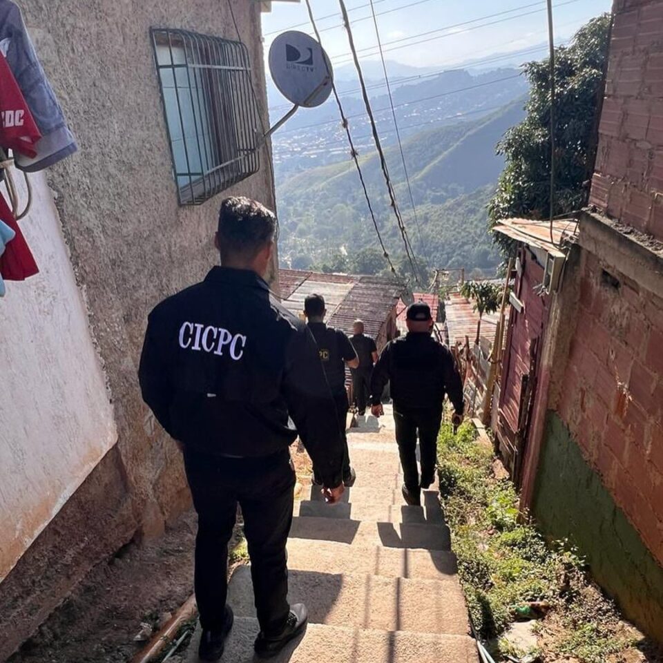 CICPC realiza operativo policial en la Cota 905 y en El Valle