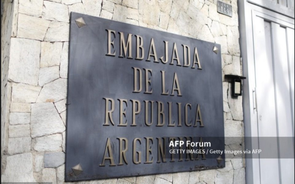 Seis opositores permanecen refugiados en la embajada de Argentina en Caracas