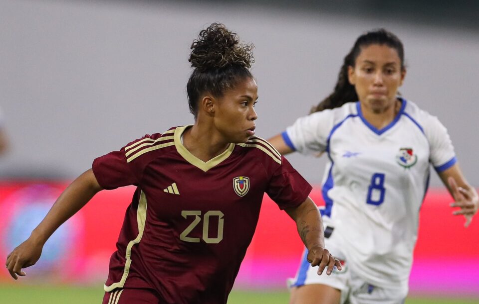 Vinotinto femenina logró victoria de 2-0 frente a Panamá