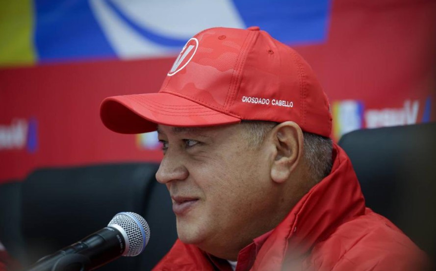 Diosdado Cabello: "Edmundo es un vivaracho que engañó a su gente"