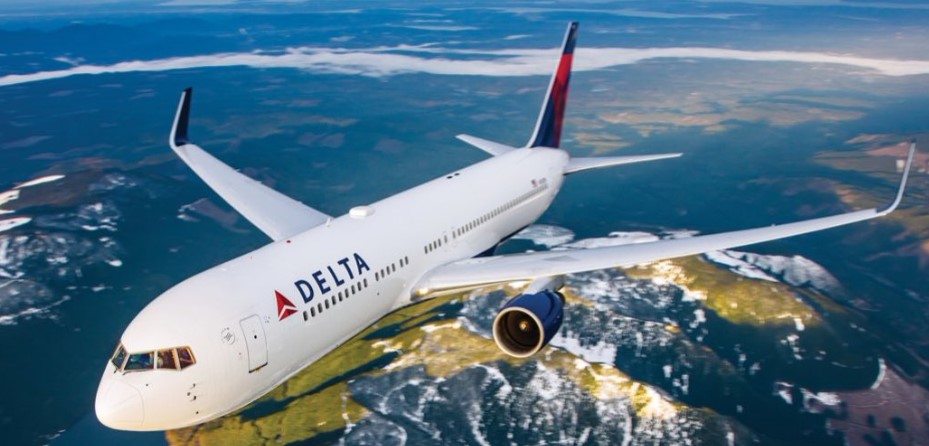 Delta ofrece $30.000 a cada pasajero del vuelo que se estrelló en Toronto, Canadá