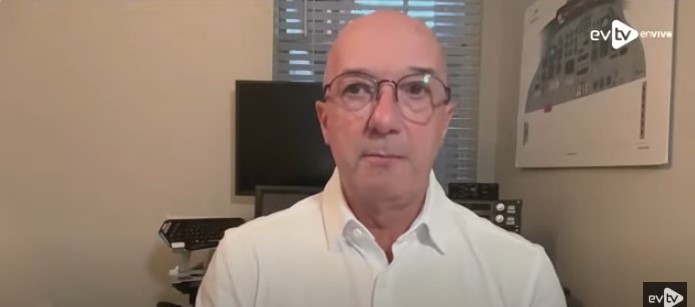 La Entrevista | Simonovis: Al régimen “le va a costar sobreponerse” al escape de los asilados