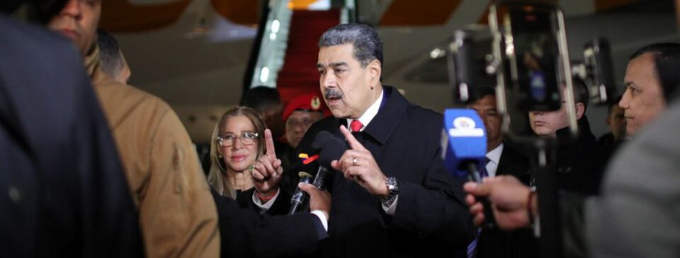 Maduro llegó a Moscú y se reunirá con Putin en el Kremlin este miércoles